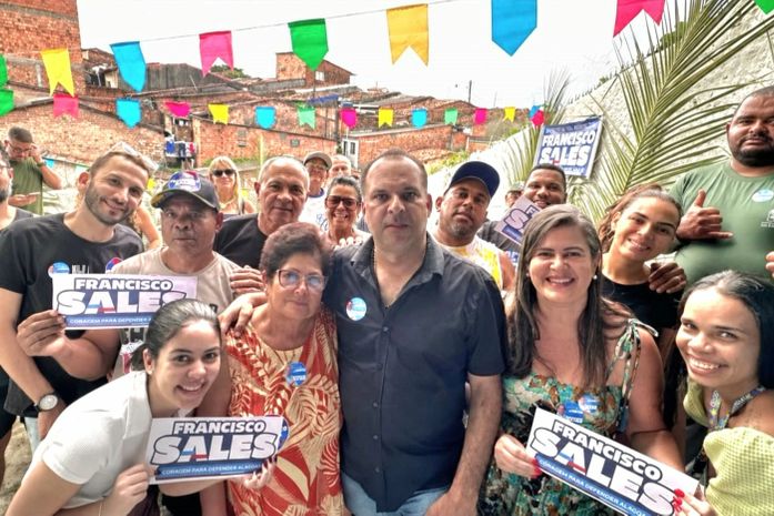 Pé nas ruas e ouvido no povo: Sales é o pré-candidato mais presente nas comunidades de Alagoas