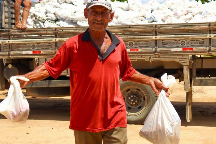 Semana Santa Solidária: Prefeitura de Taquarana distribui 25 toneladas de pescado a mais de 7.500 famílias