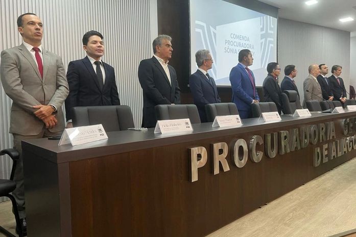 Vice-presidente da AMA prestigia solenidade da Comenda Procuradora Sônia Suruagy