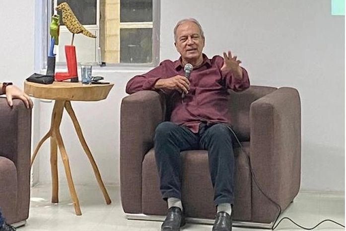 Economista Cícero Péricles
