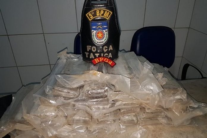 Dezessete quilos de maconha apreendidos com mototaxista'
