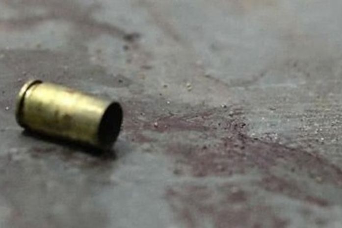 Troca de tiros entre PM e bandidos deixa pessoa ferida por bala perdida em Maceió 