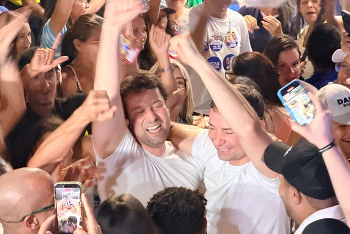 Daniel Barbosa é reeleito deputado federal com mais de 100 mil votos