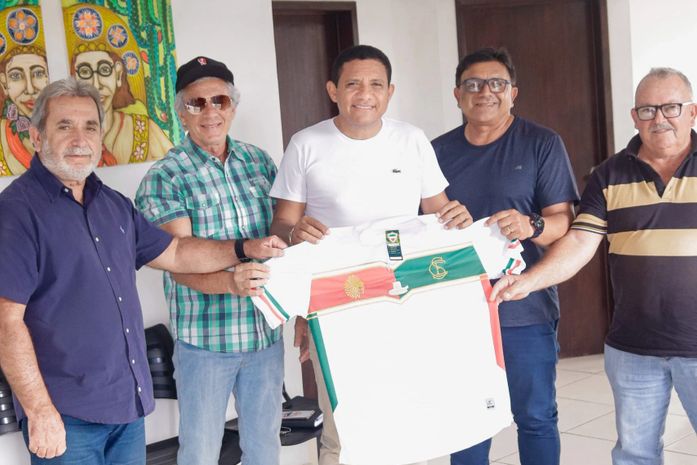 O CSE é uma paixão palmeirense e jamais foi tão longe quanto em nossa gestão”, diz prefeito em encontro com diretores do clube