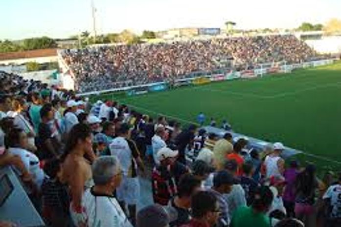 Técnico Vica prepara defesa do Asa para enfrentar o Confiança