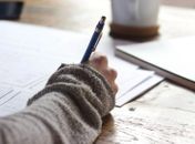 Em nota, escola diz que "não houve omissão de socorro e que mãe autorizou filho ir para o hospital"