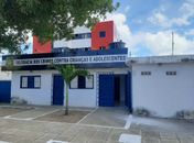 Suspeito de abusar da própria filha se entrega à polícia em Maceió