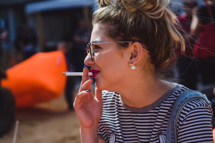 Adeus ao cigarro: como a alimentação pode ser uma aliada poderosa na luta contra o tabagismo