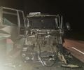 Colisão entre carro e caminhão deixa duas vítimas, na BR-101