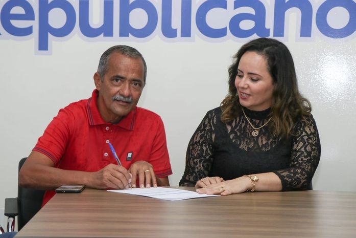 Fabiana Pessoa confirma pré-candidatura e anuncia Roninho na presidência municipal do Republicanos
