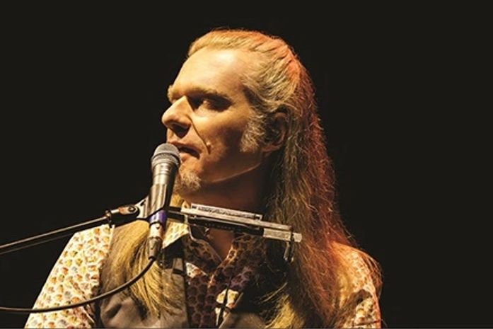 Humberto Gessinger: “Não tenho nada a ensinar pra ninguém. Também estou buscando caminhos, respostas...”