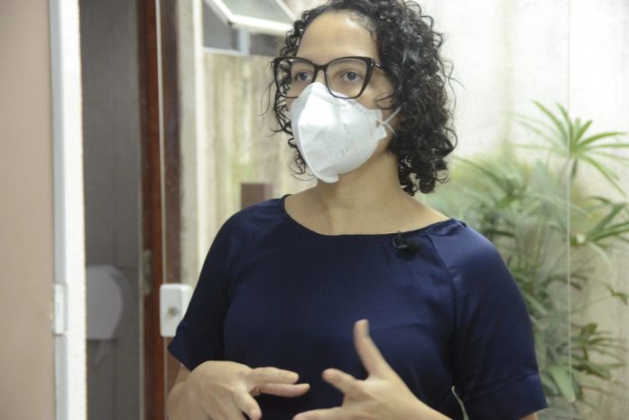 Terezinha Inês Bruno, diretora geral da unidade, afirma que o hospital acolhe todos os pacientes