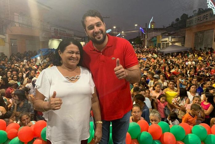 Projeto Santana do Mundaú Vivendo a Magia do Natal chega ao fim com grande festa e show de prêmios
