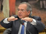 Guedes: gasto com aposentadoria é 10 vezes maior do que com educação