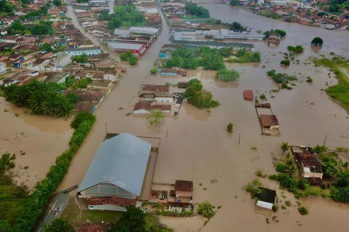 Município de Atalaia ficou inundado após chuvas intensas.