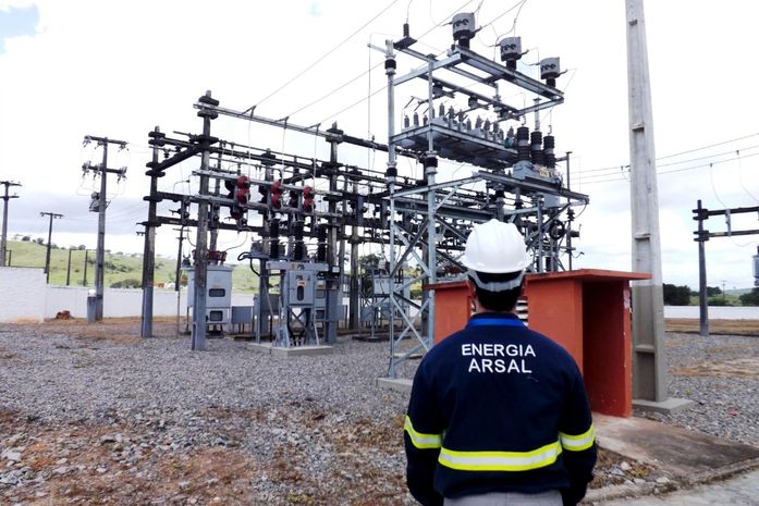 Arsal cobra Equatorial por falhas no fornecimento de energia durante chuvas em Alagoas