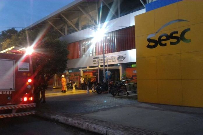 Bombeiros no Sesc Poço
