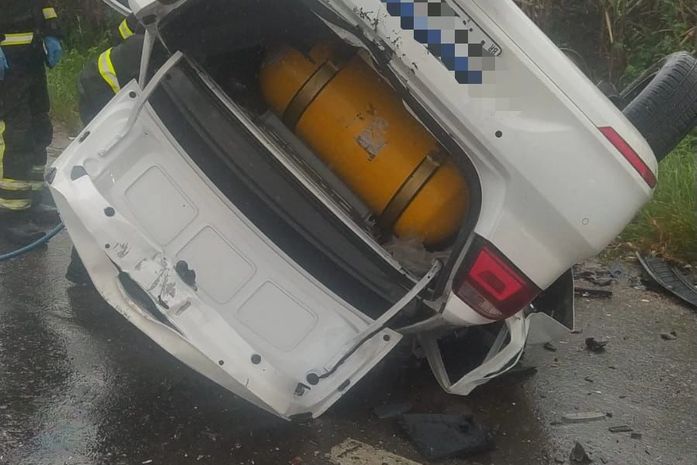 Colisão frontal deixa uma mulher morta na BR-316; vítima ficou presa às ferragens