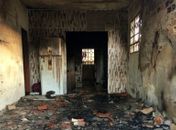 Incêndio começou durante a madrugada desta quinta (23)