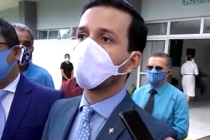 Sem localizar presidente da Câmara, defesa de Fabiana Pessoa pode acionar Justiça para oficilizar posse