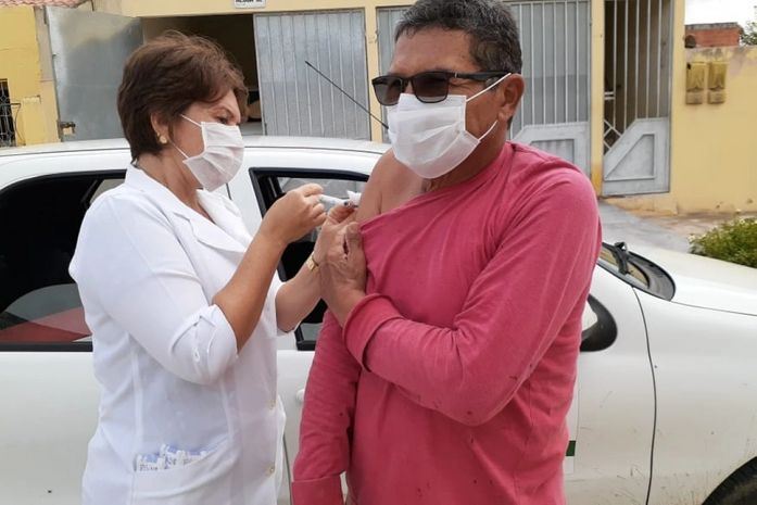 Secretaria Municipal de Saúde de Delmiro Gouveia já imunizou 60% das pessoas acima de 60 anos contra a gripe