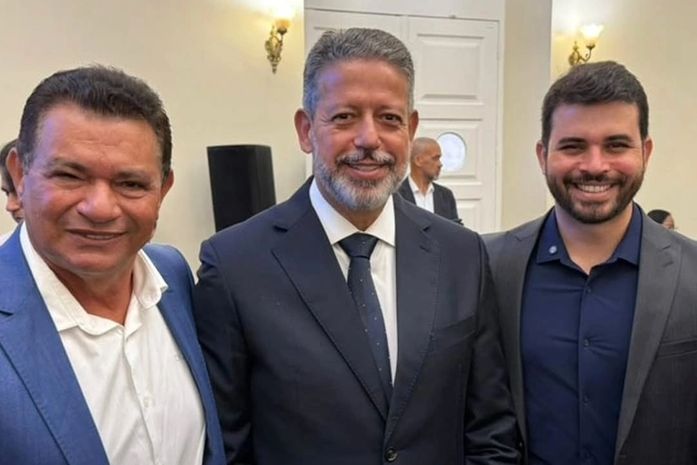 Arthur Lira impulsiona transformação em Porto Real do Colégio com pavimentação rural e fortalece aliança política no Baixo São Francisco