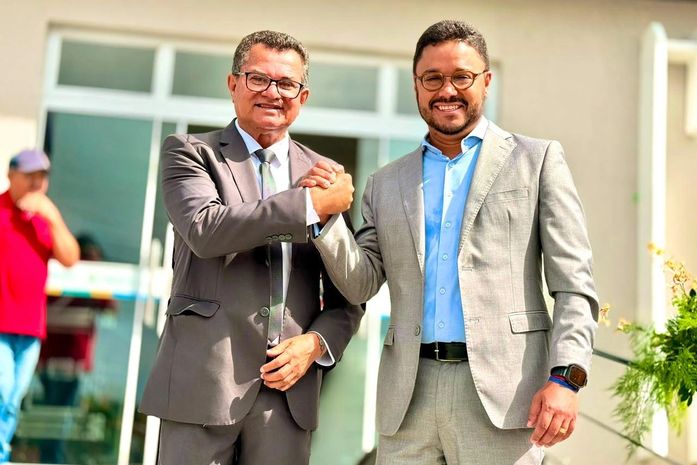 TRE-AL rejeita ação e mantém diplomas do prefeito e vice de Maribondo