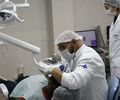 Projeto que eleva piso de médicos e dentistas para R$ 13,6 mil avança no Senado
