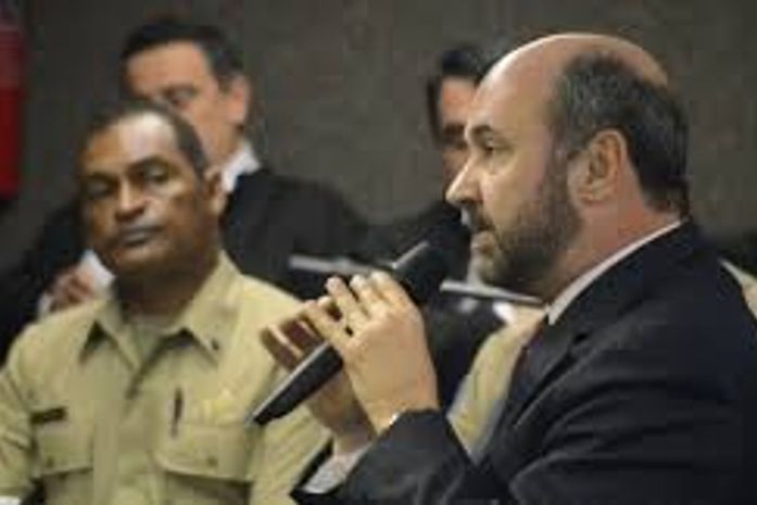 Ex deputadi Augusto Farias é absolvido pela Justiça acusado de fazer trabalho de escravo branco no Pará