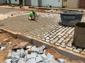 Prefeitura de Arapiraca acelera obra de pavimentação na Vila Canaã