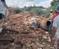 Imóvel que funcionava padaria desaba e deixa uma pessoa ferida em Pão de Açúcar