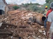 Imóvel que funcionava padaria desaba e deixa uma pessoa ferida em Pão de Açúcar
