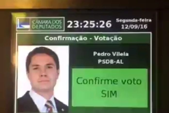Voto de Pedro Vilela