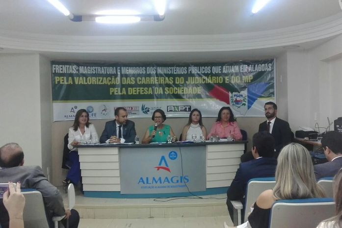Membros do MP e da justiça acreditam em retaliação para desvalorizar a categoria