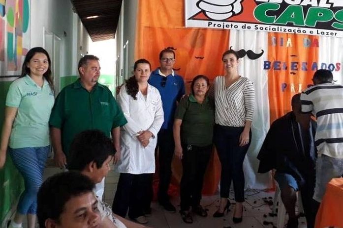 CAPS Anadia promove 'dia de beleza' em comemoração ao Dia dos Pais