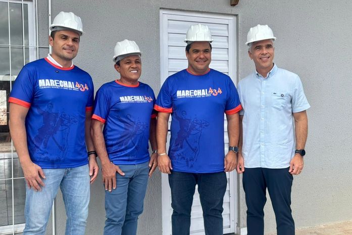 Rafael Brito e prefeito André Bocão visitam  obras do Minha Casa Minha Vida, em Marechal Deodoro

