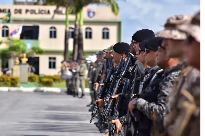 MP pede suspensão de calendário de promoções de militares
