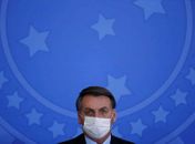 Bolsonaro cita major e "excelentes currículos" para o MEC