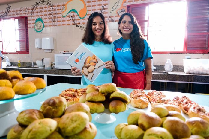 Lu Alckmin visita cozinha-polo do projeto Padaria Artesanal em Alagoas