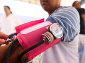 Governo defende nova suspensão de reajuste em planos de saúde