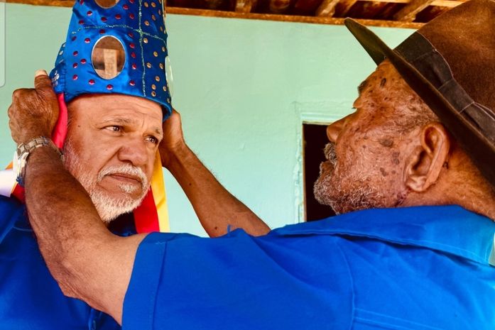 Ator Chico de Assis retrata poesia pelos recantos de Palmeira dos Índios