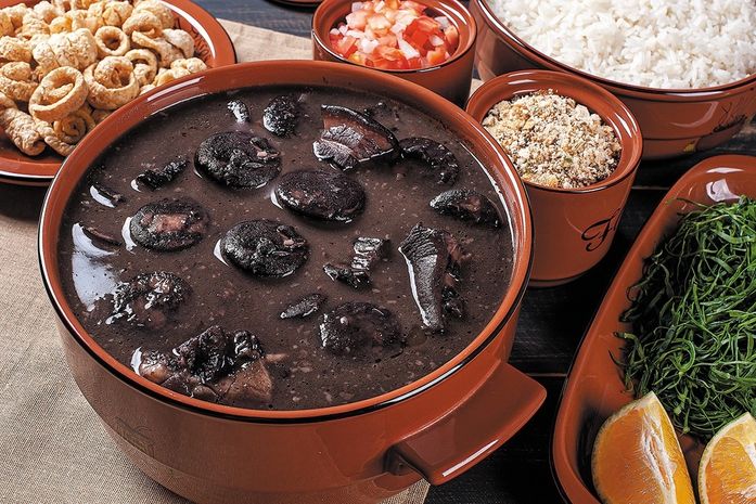 Quarta-feira é dia de Feijoada no Vesúvio