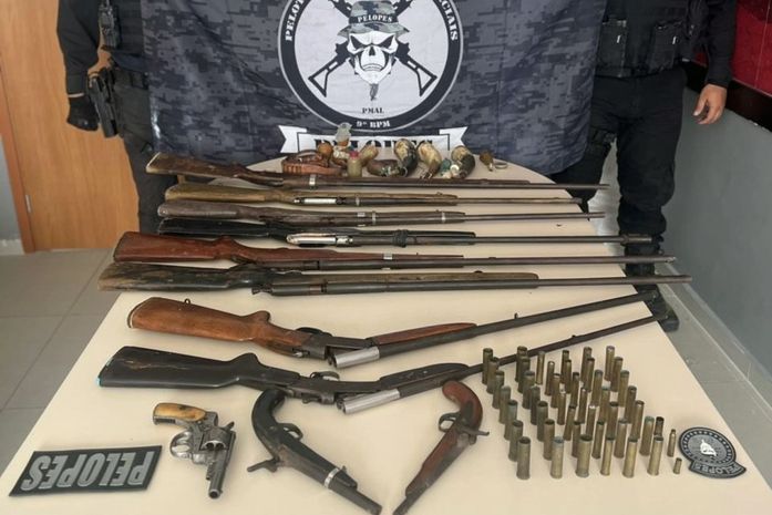 PM apreende mais de 9kg de drogas e 25 armas de fogo em AL na última semana