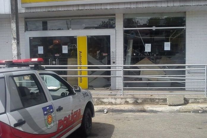 A agência fica na entrada da cidade de Feira Grande