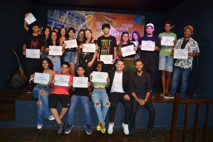 Secretaria de Cultura de São Miguel dos Campos realiza a entrega de dezenas de certificados