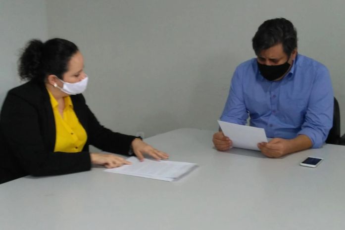Fabiana Pessoa cobra da Câmara Municipal posicionamento sobre as constantes ausências de Teófilo em Arapiraca