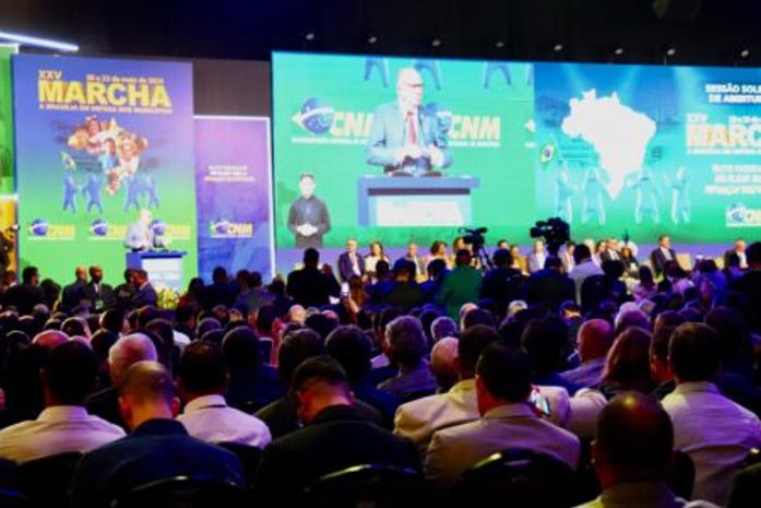 Prefeitos e Prefeitas Alagoanos Participam da XXV Marcha a Brasília em Defesa dos Municípios