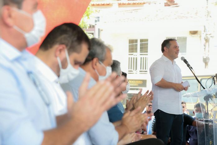 Ao autorizar obras de infraestrutura em Feira Grande, governador anuncia construção de CISP na cidade