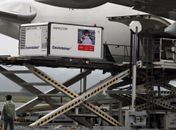 Chega em São Paulo avião com 6 mil litros de IFA para o Butantan