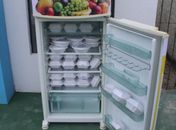 Geladeira Solidária implantada pela Arquidiocese